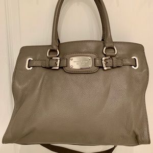 Michael Kors - Gray Pebbled Leather Purse